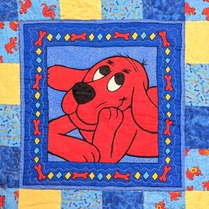 VTG Clifford Big Red Dog Handmade Blanket Quilt Toddler Decoration Prop